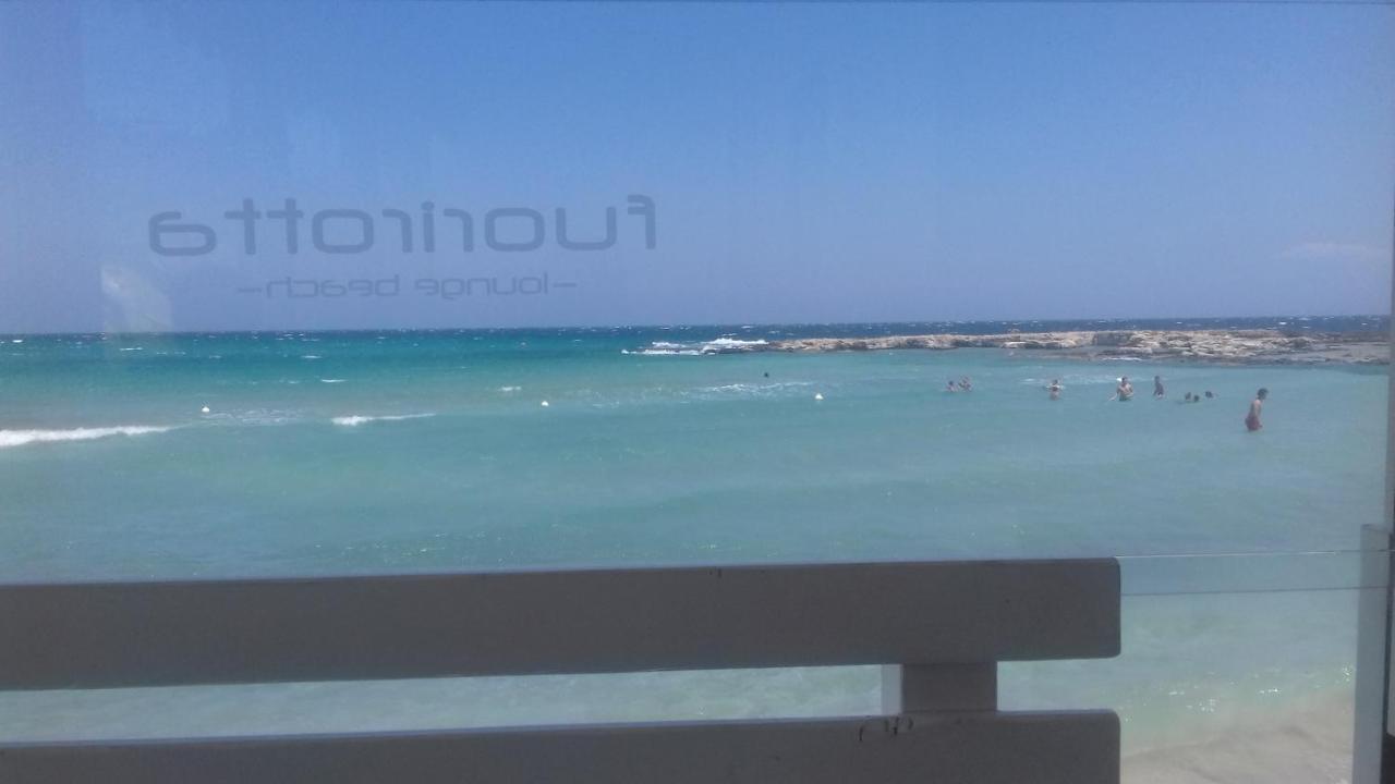 Bilocale Punta Rosa - Fronte Spiaggia Отранто Екстер'єр фото